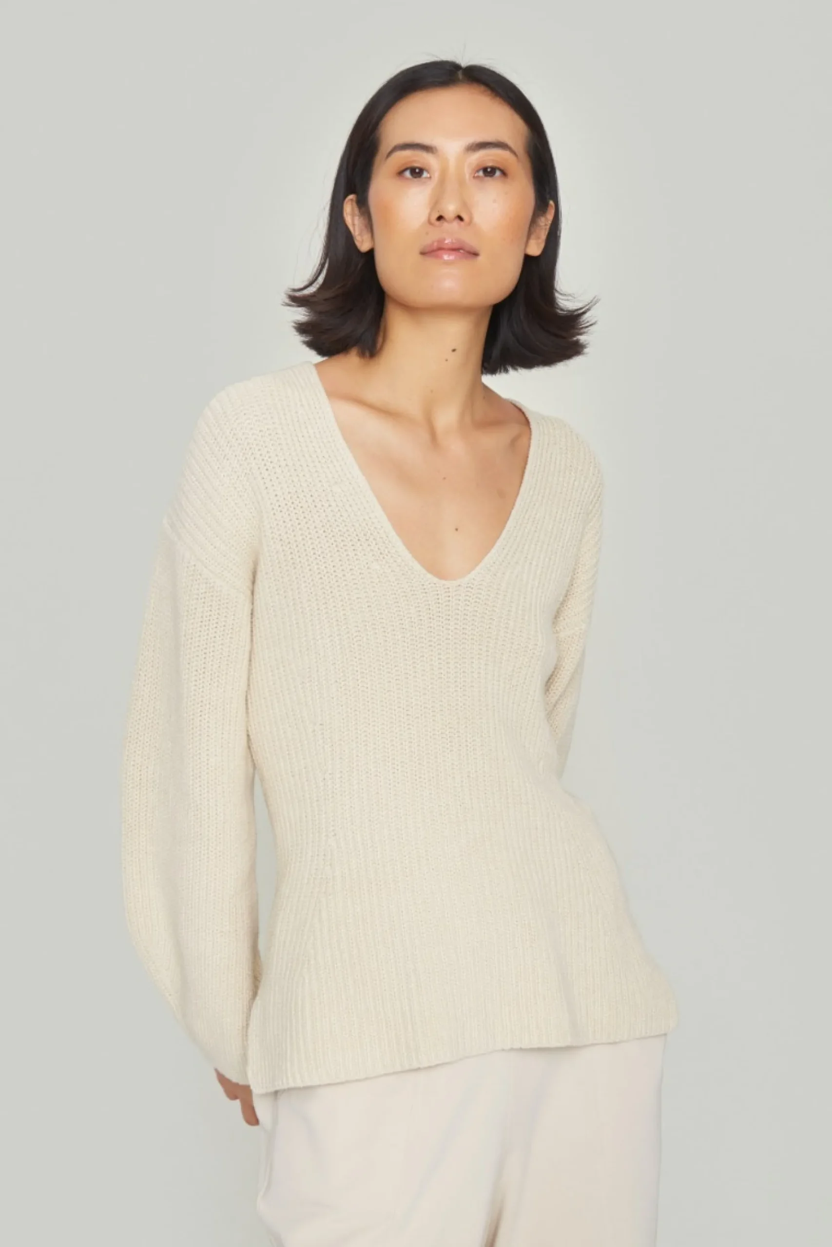 Bluser | Strik<BITTE KAI RAND Kareshi bluse med v-hals IVORY