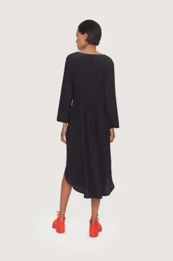 Kjoler<BITTE KAI RAND Okazaki FSC kjole med smock BLACK